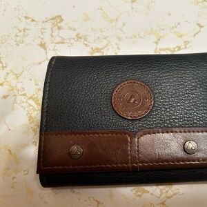 Liz Claiborne small wallet